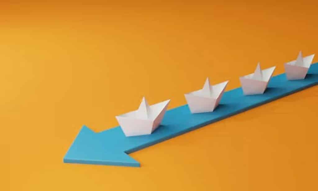 Why Senior Professionals Stay Too Long in Roles They Have Outgrown